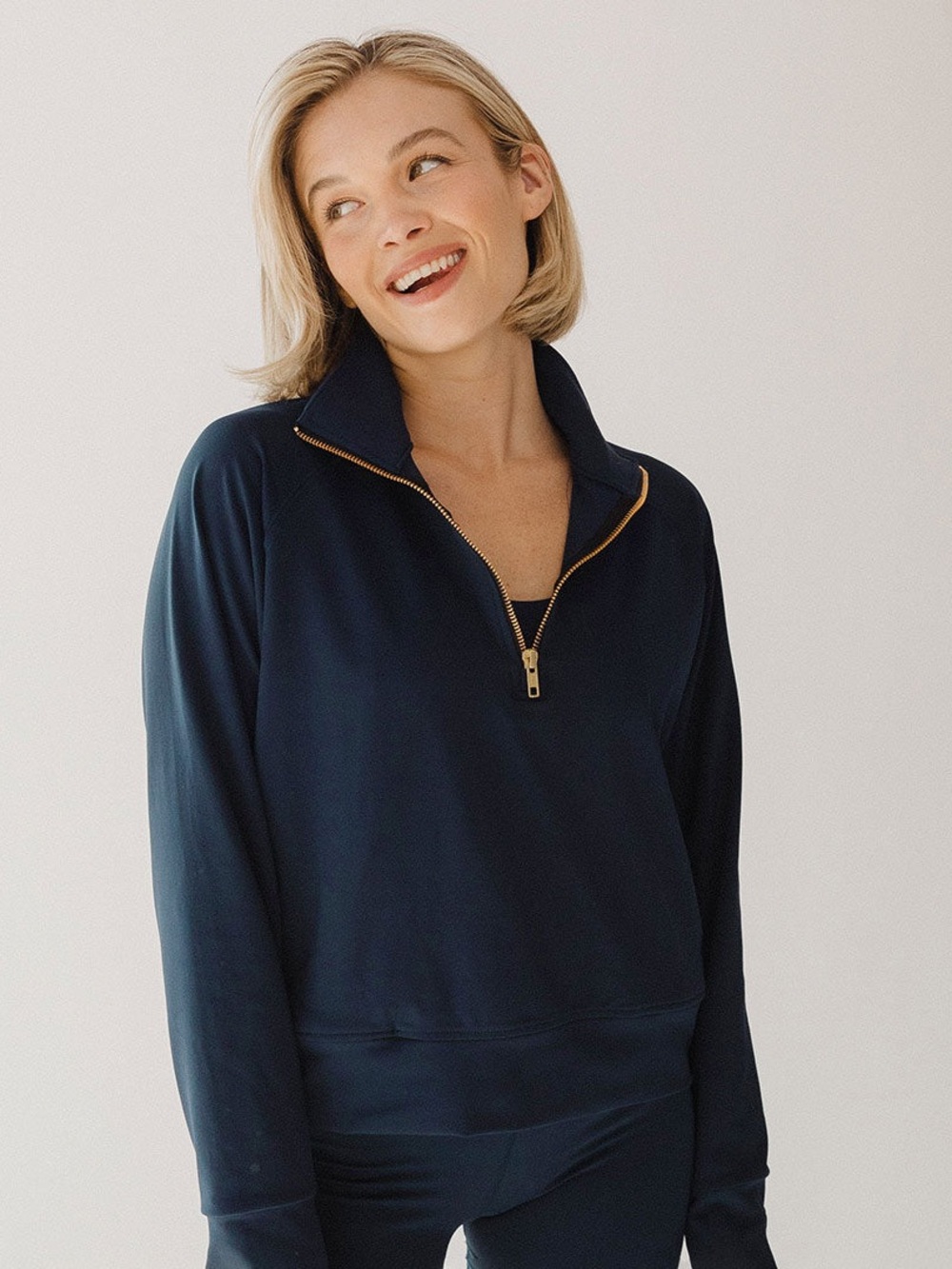 Albion Fit The Gotta Run 1/4 Zip, Navy Size XS - Picture 2 of 6